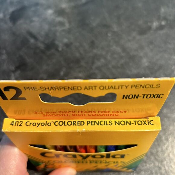 Vtg Crayola 1992 12 Pack Smooth Bright Colored Pencils & 1990 24 Pack Crayons - Picture 3 of 8